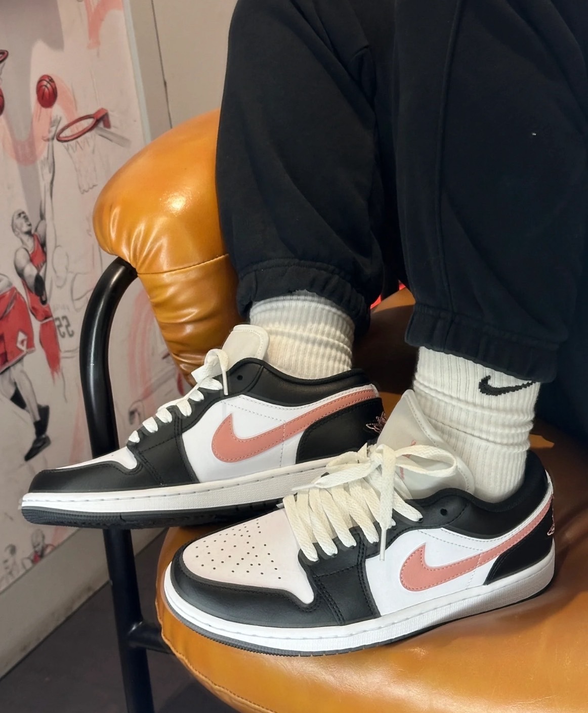 NIKE 休閒鞋 AIR JORDAN 1 LOW 黑白粉 低筒 男 553558-165