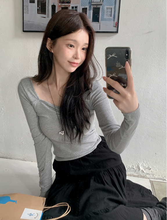 早秋預訂｜心型領褶皺修身羅紋長袖T 恤