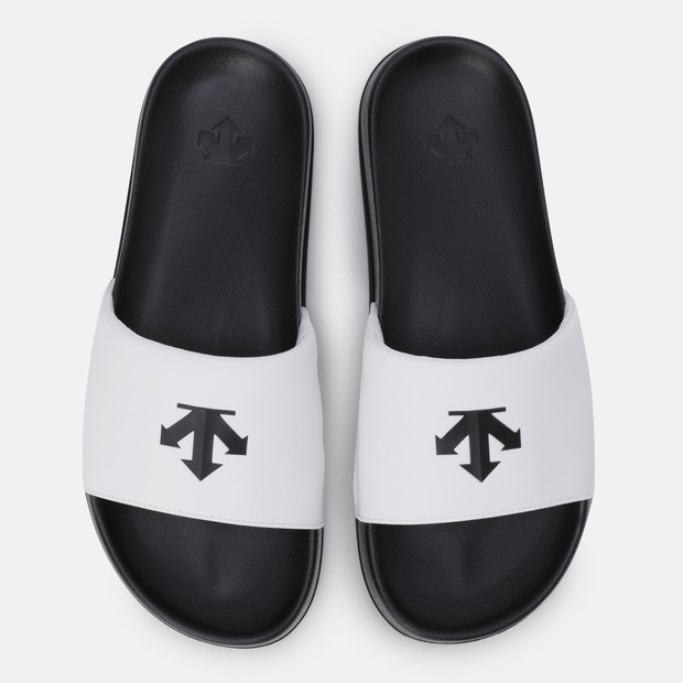 DESCENTE 迪桑特 小LOGO 男女情侶拖鞋 經典黑白