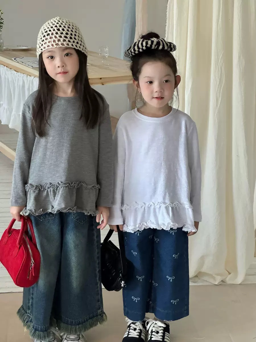 純色百搭花邊上衣