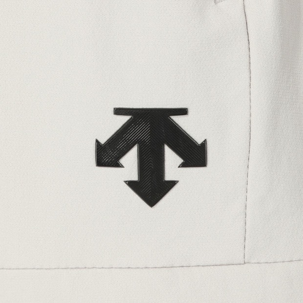 DESCENTE 迪桑特 經典 小LOGO 機能長褲 縮口褲管 白色