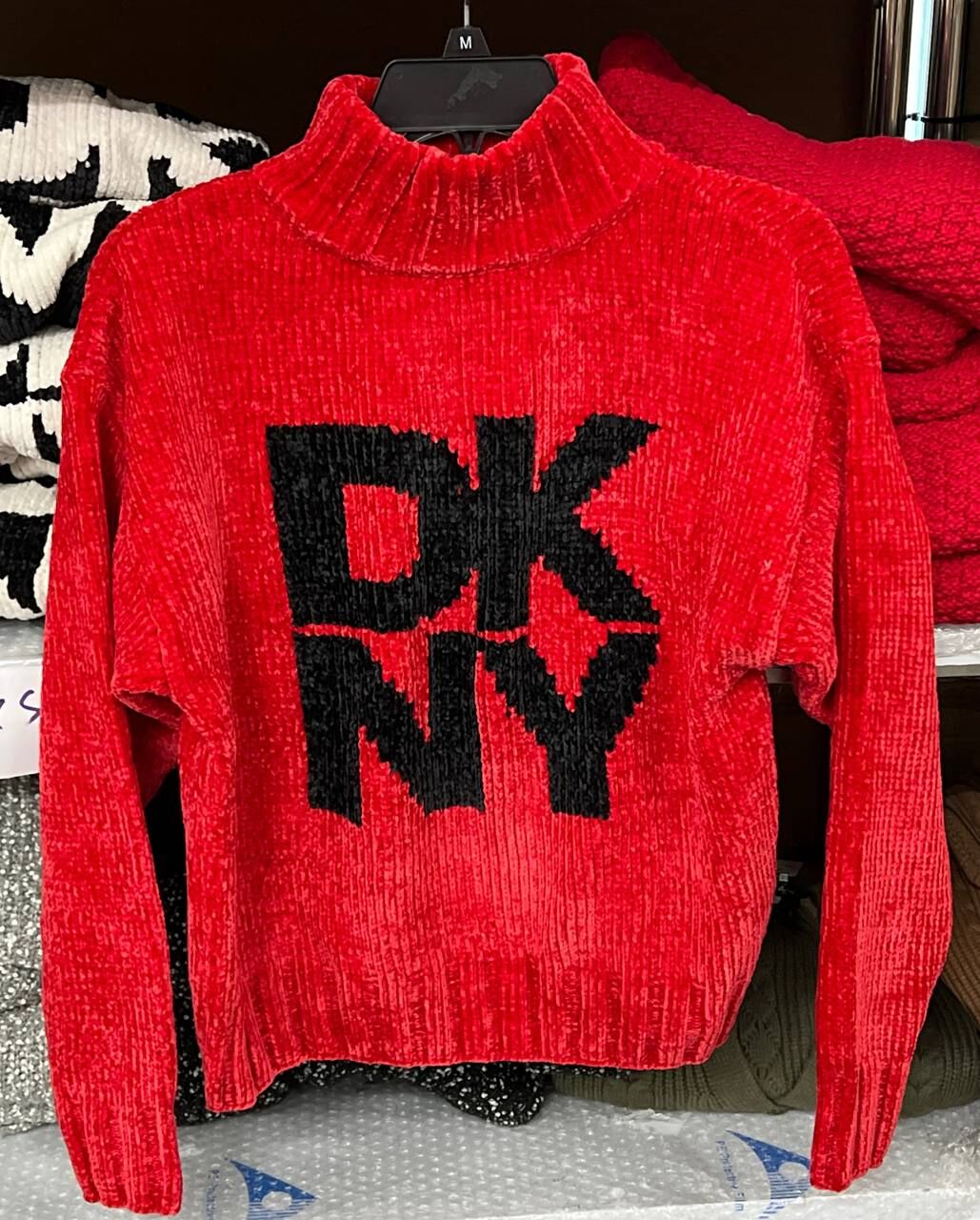 [S] DKNY RED LT/BLACK LOGO KNITTED SWEATER, P4MSB772-I3A [FINAL SALE] (SD1516)