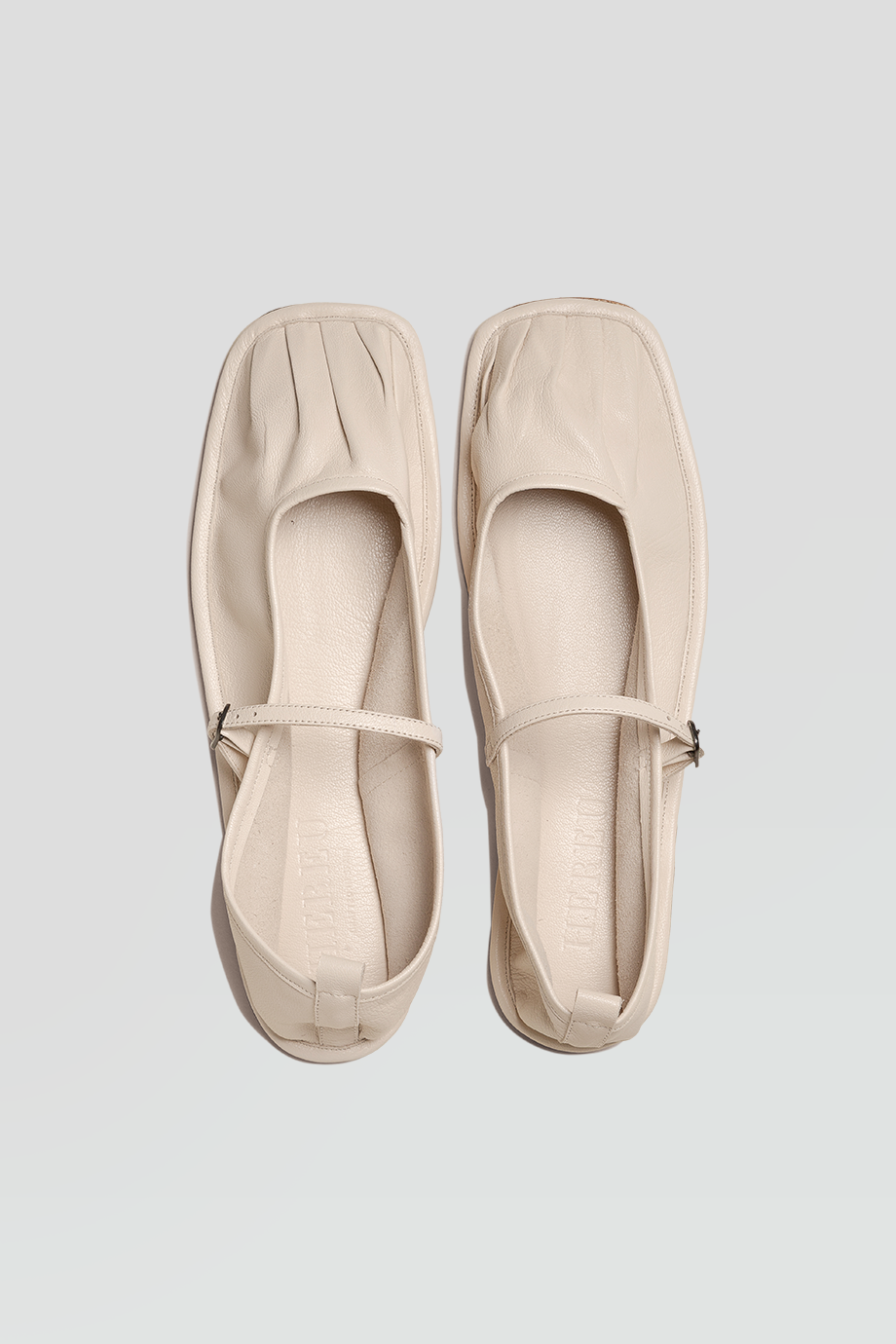 HEREU｜DANSA 真皮方頭瑪莉珍平底鞋