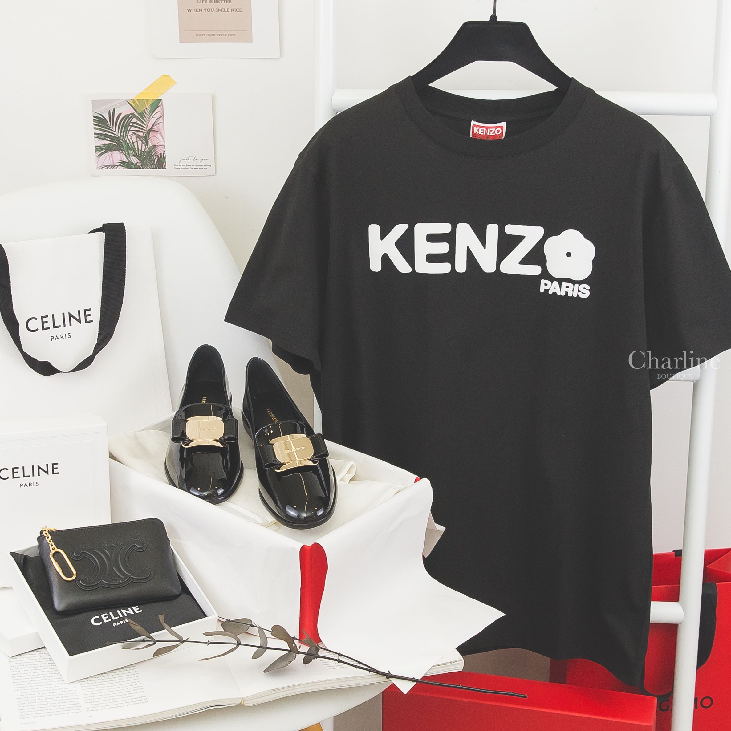 Ferragamo New Vara Plate Loafer 黑色漆皮同色金釦蝴蝶結樂福鞋,Celine Coin Purse 黑色凱旋門小牛皮金釦鑰匙拉鍊零錢包-Charline Boutique 精品代購