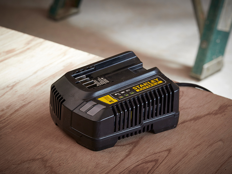 史丹利20V充電器 S-SC200