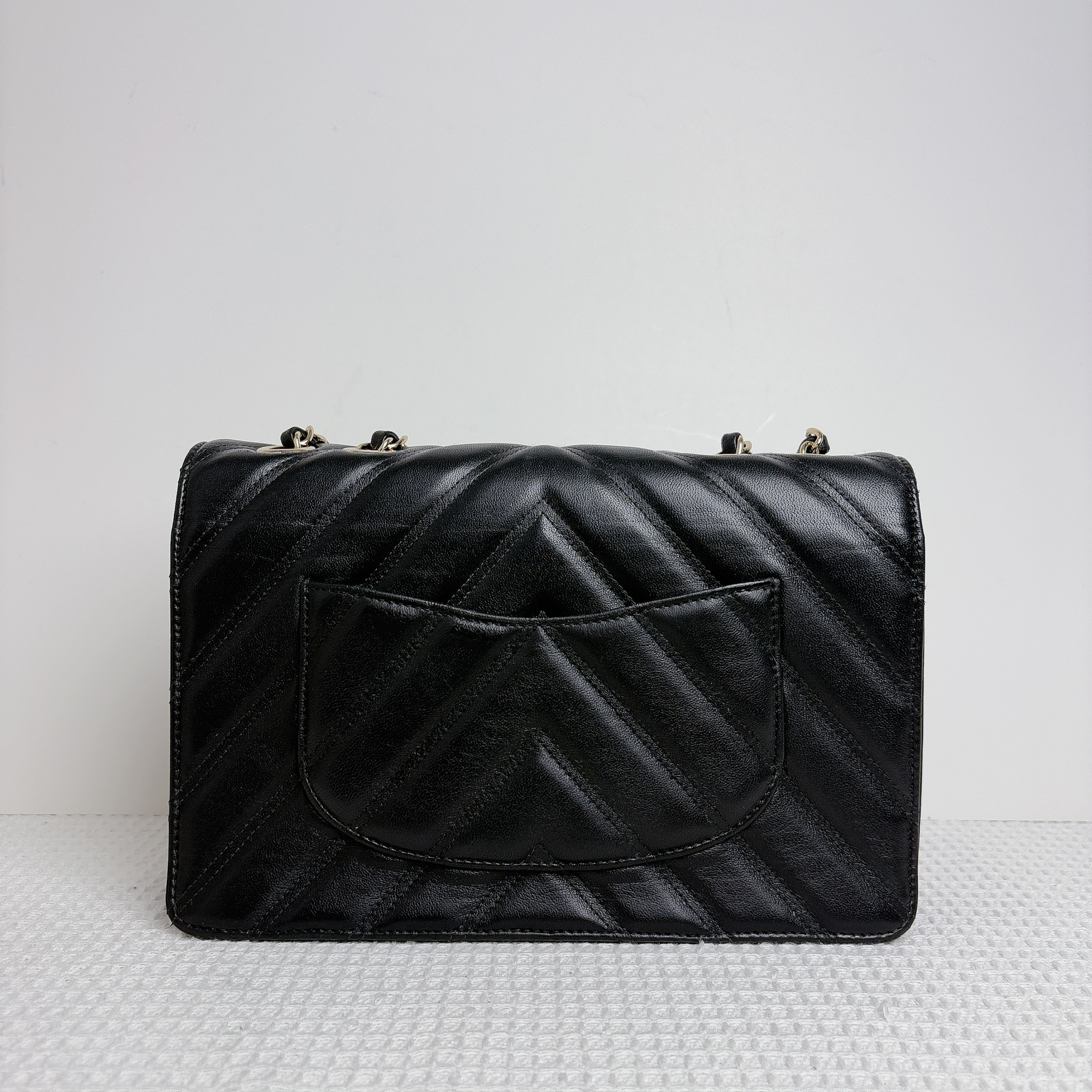 Chanel Chevron Statement Flap Shoulder Bag - Black / Ghw