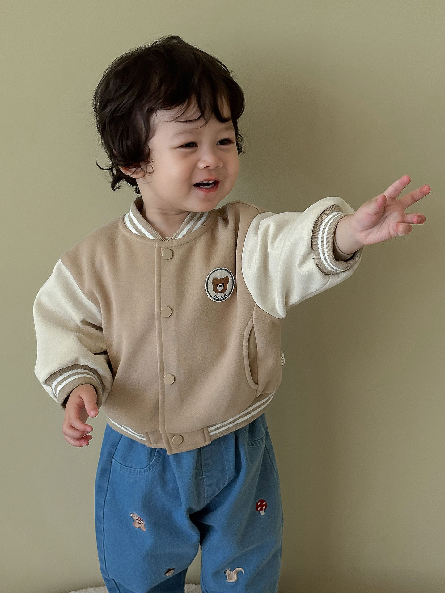 小熊標 棒球外套