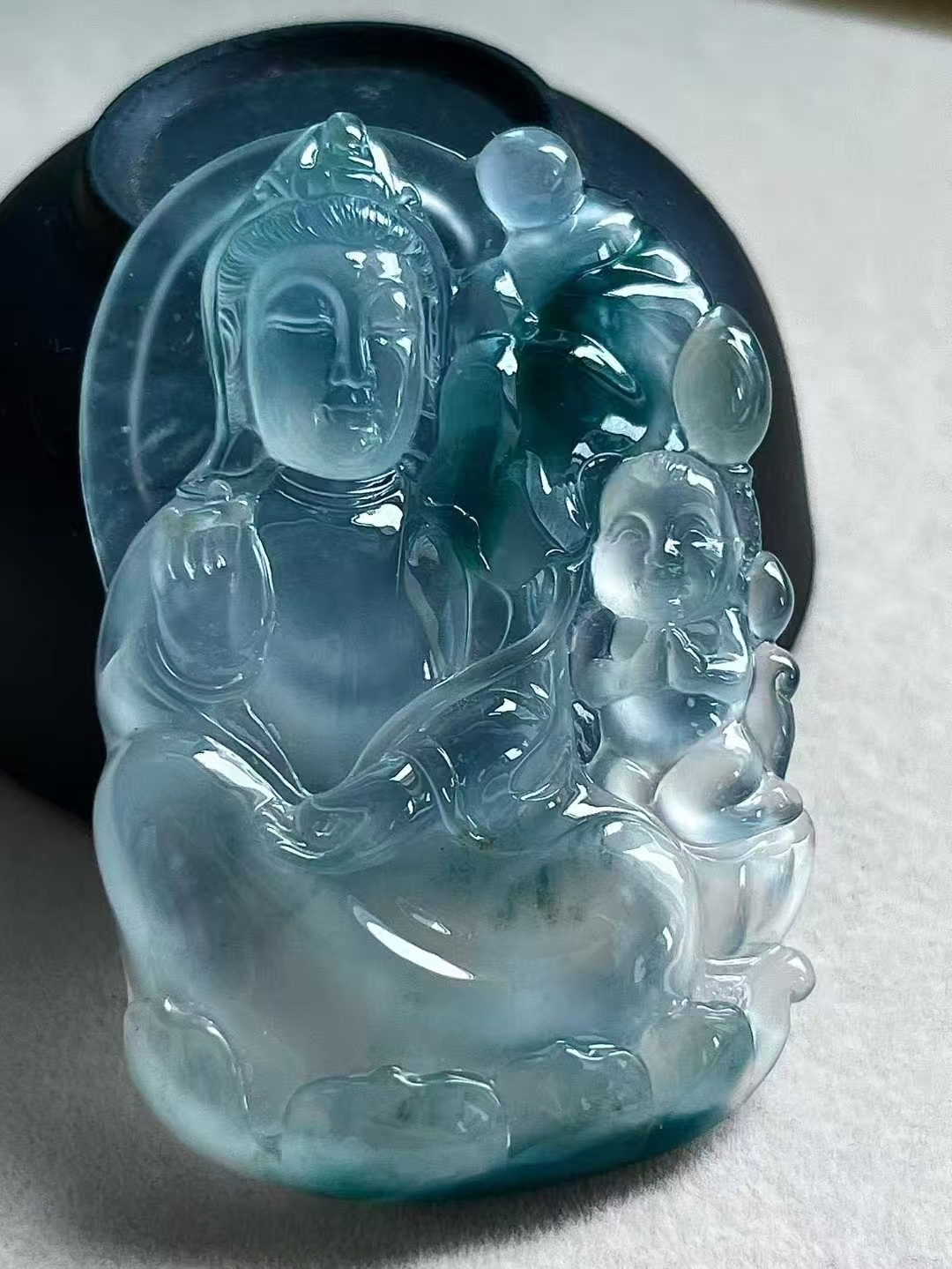 72438 翡翠送子觀音