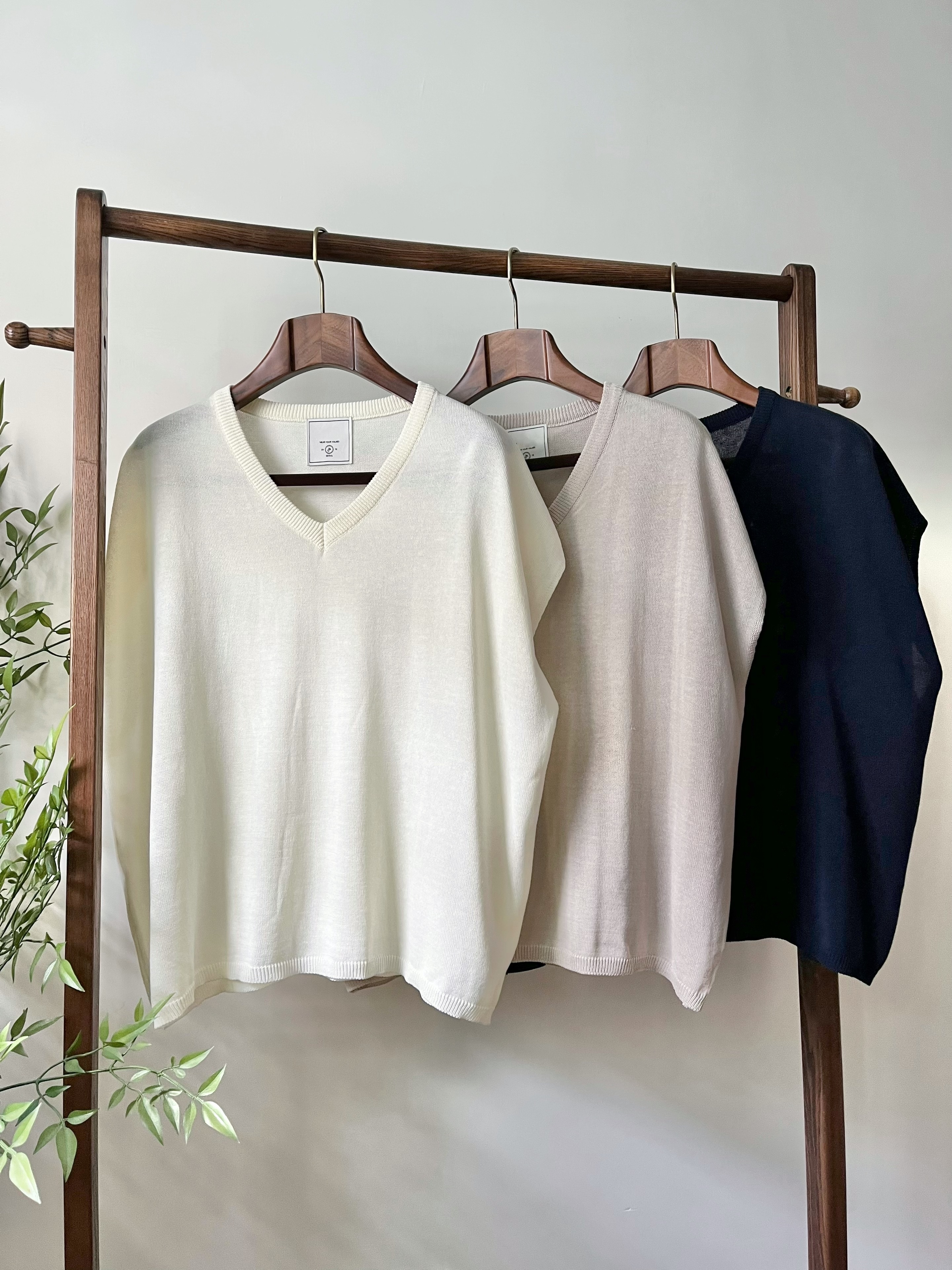 🌿V領鬆身針織Top