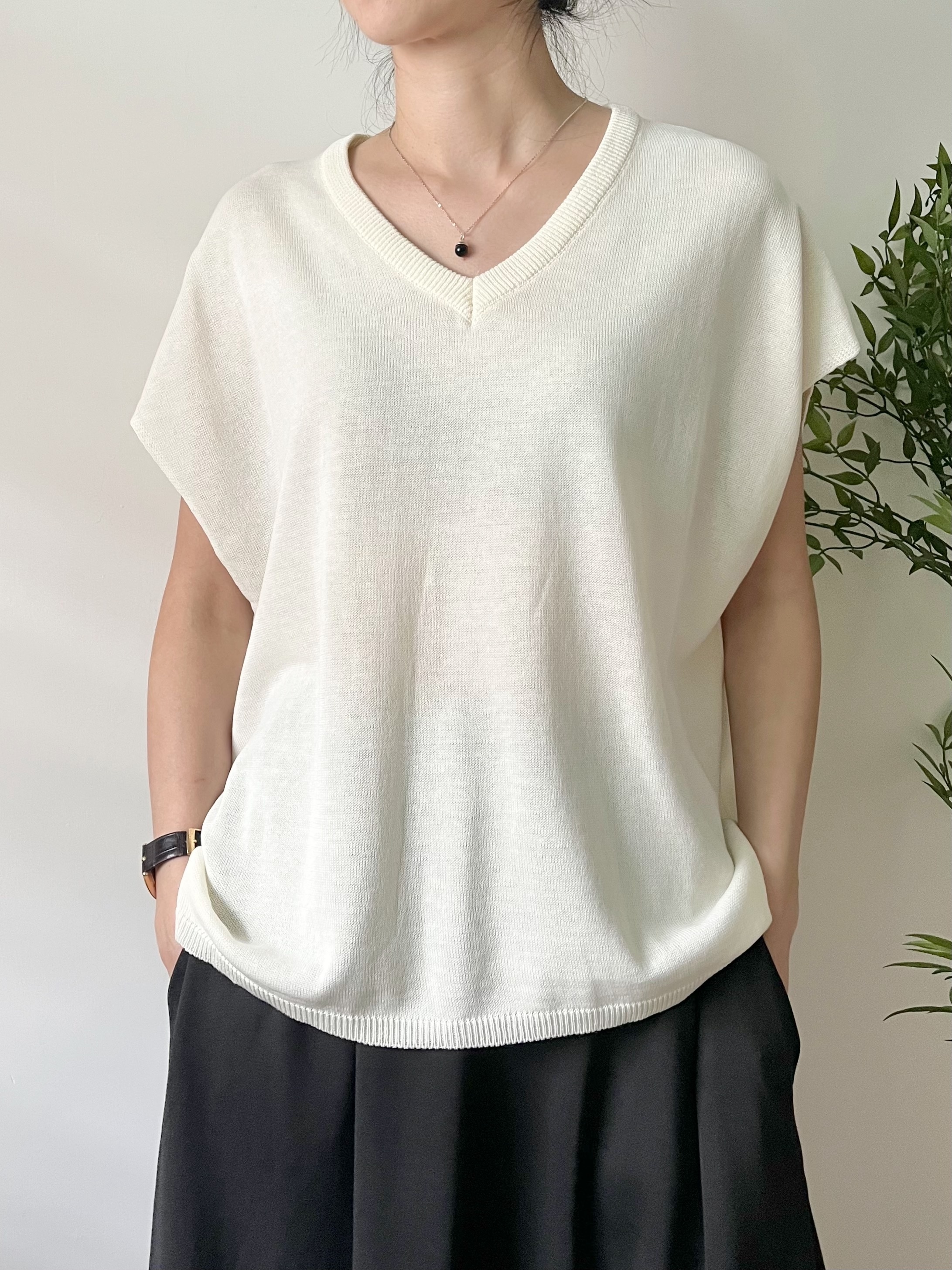 🌿V領鬆身針織Top