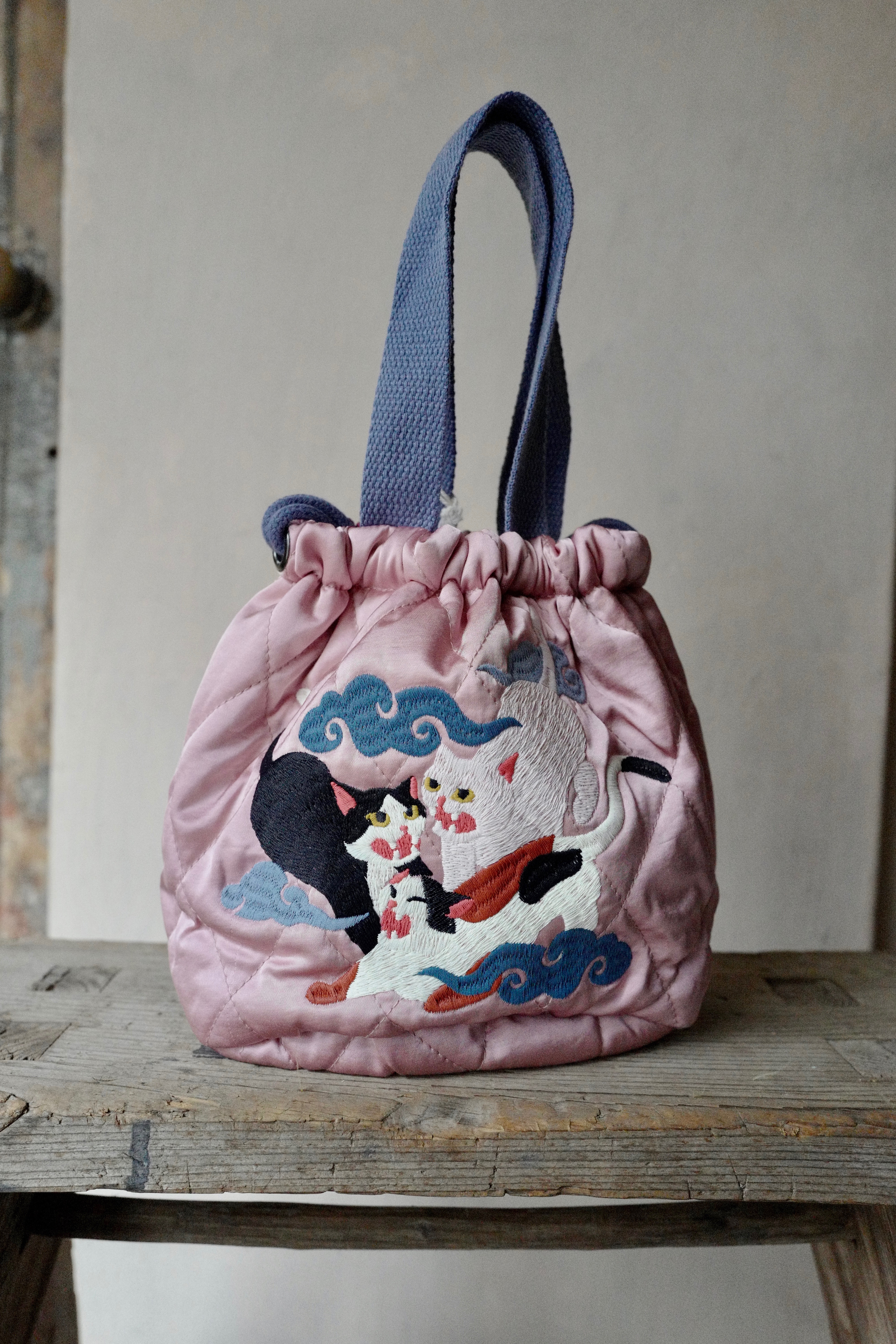 HOUSTON SOUVENIR SATIN EFFECT BAG( 百猫 ) / 杏粉色