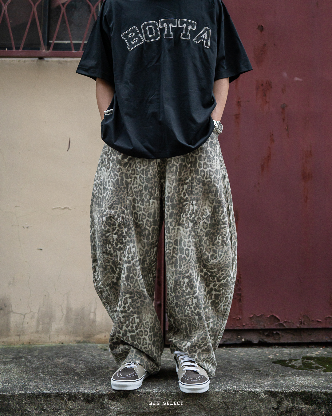 #預購 Tailor collection 豹紋 彎刀錐形褲