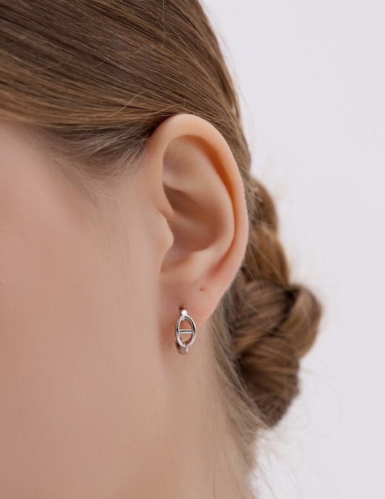 純粹經典豬鼻。針式耳環