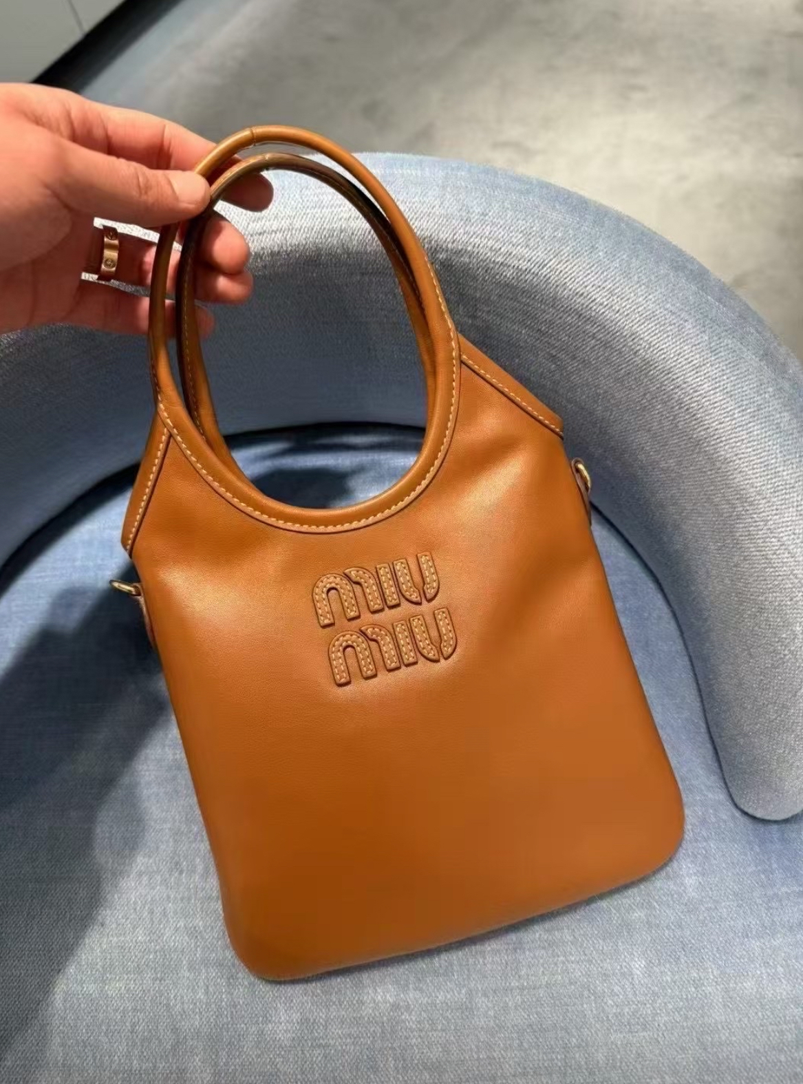 MIU MIU Ivy Mini Tote Bag 干邑色
