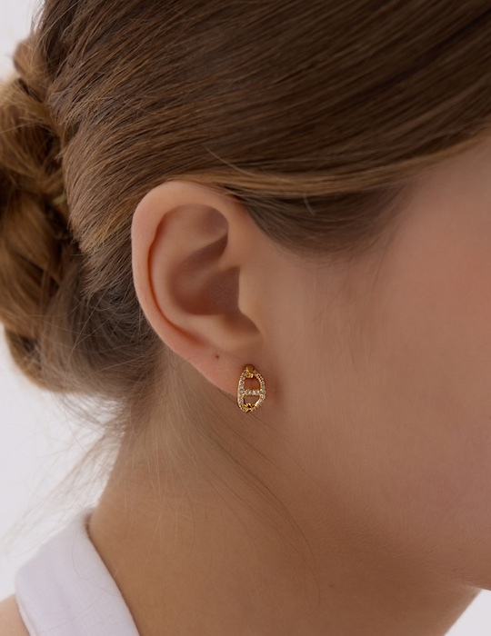 滿鑽百搭小豬鼻。夾式耳環