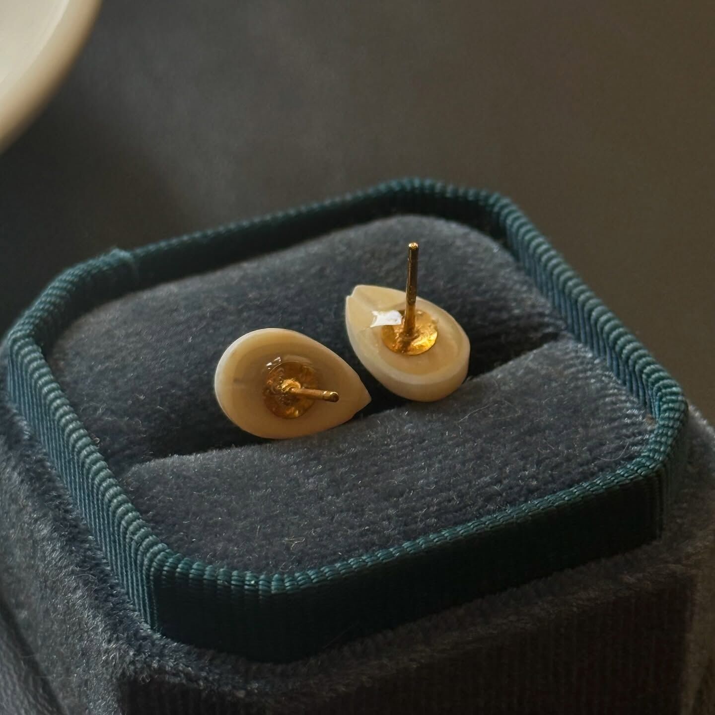 [原石] 淡水珍珠 925銀耳環