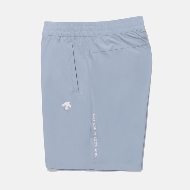 DESCENTE 迪桑特 經典 小LOGO 機能短褲 三鐵聯名款  天藍色