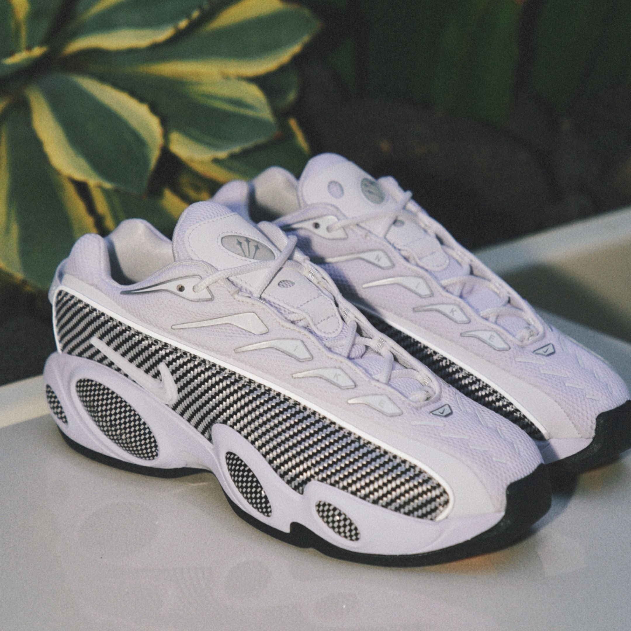 NICEDAY 代購 Drake Nocta x Nike Glide White Black 白黑 黑碳 碳纖維 白 聯名 男鞋 DM0879-101