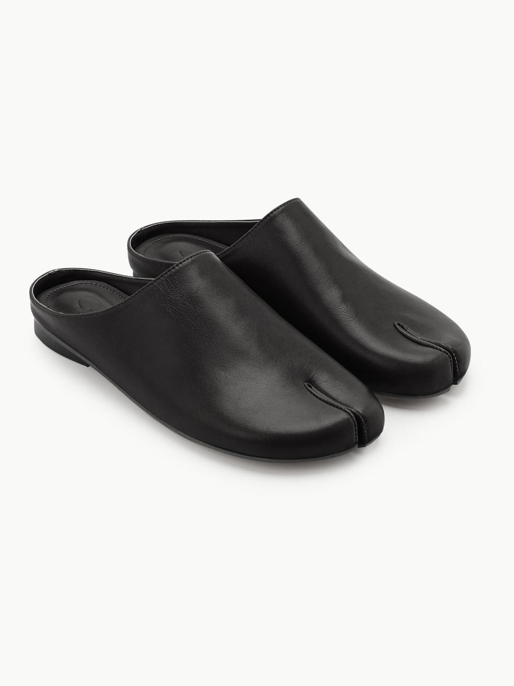 PAES / Round Low Flat Mule