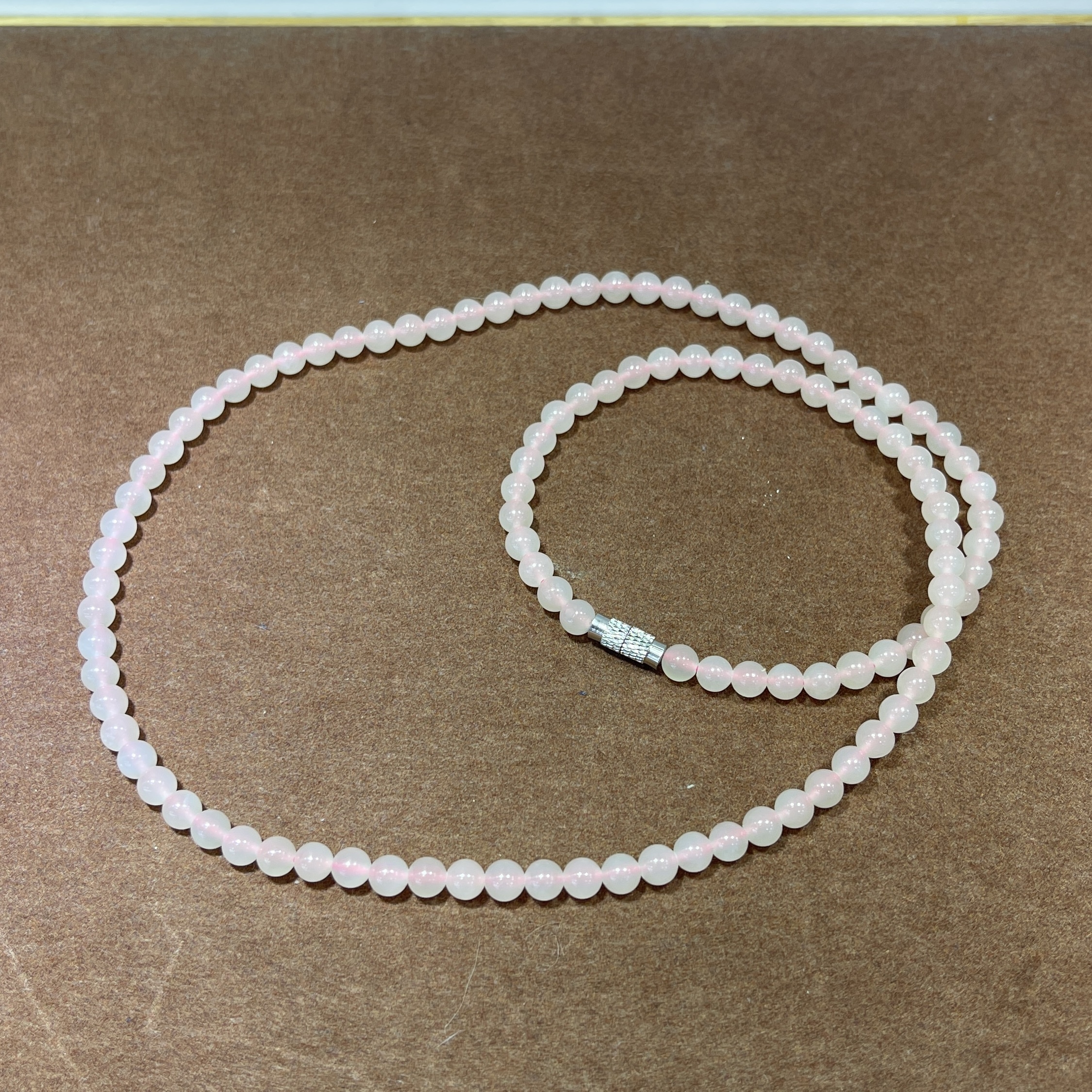 0901ht102-和田玉-5m藕粉項鏈/個（A102）