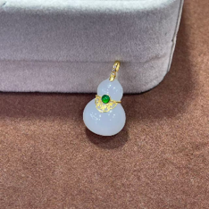 0901ht127-和田玉-白玉18k葫芦吊坠/再送配鍊(A127)