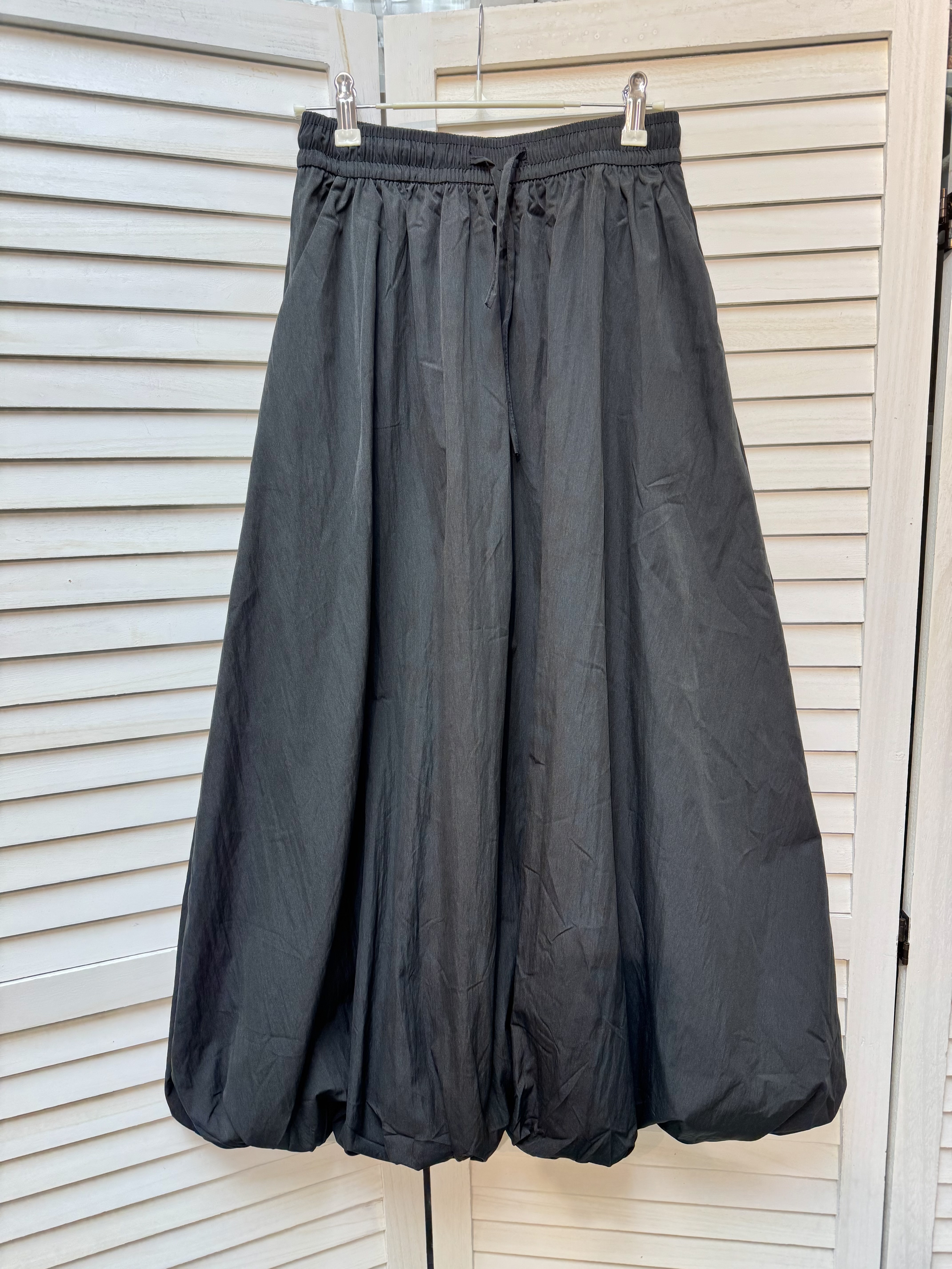 G11 泡泡長裙 腰26-38 HIP58 長34