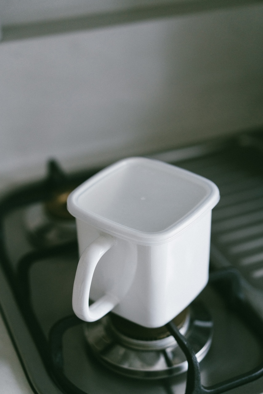 野田琺瑯日本製附把手方深盒