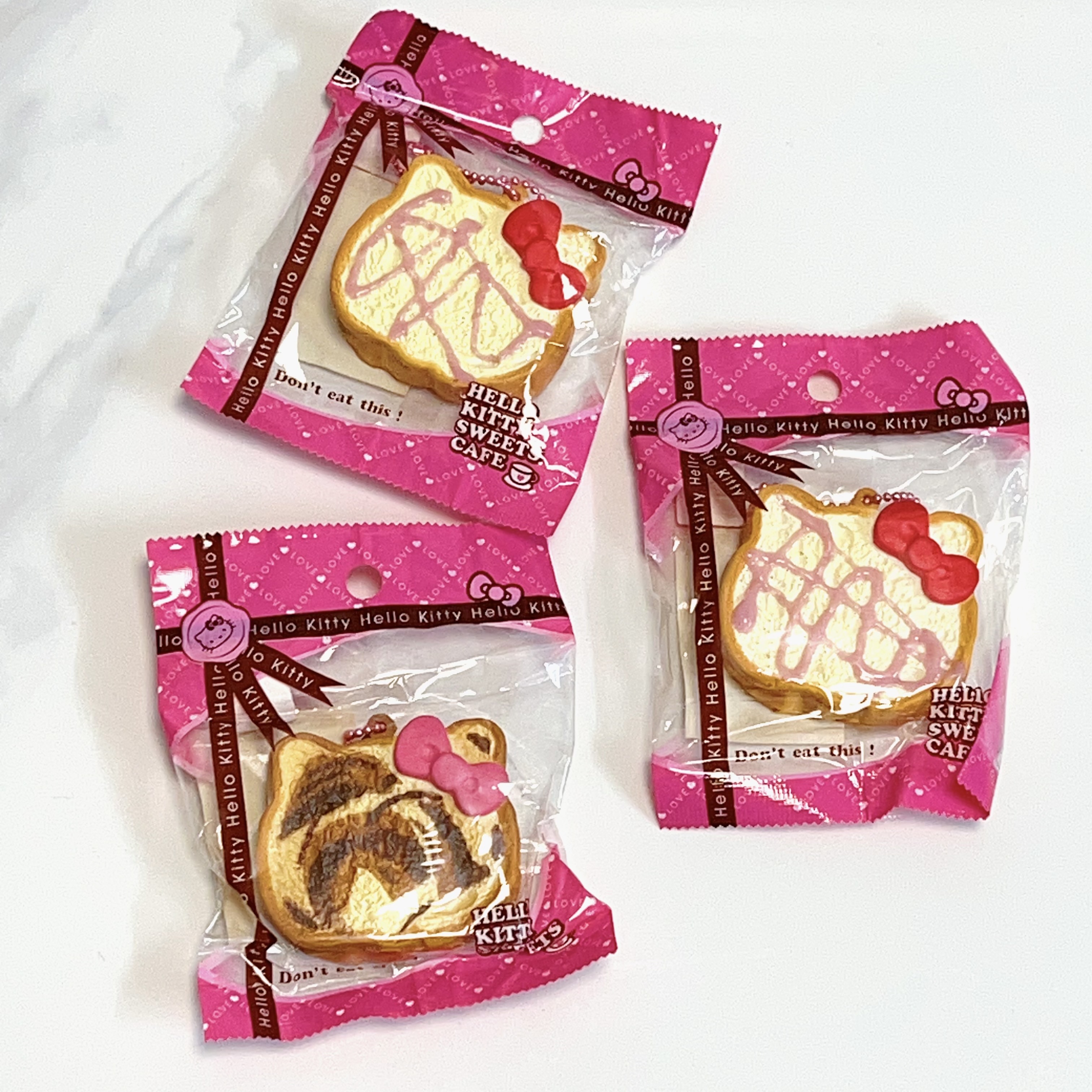 Hello Kitty sweet cafe toast squishy