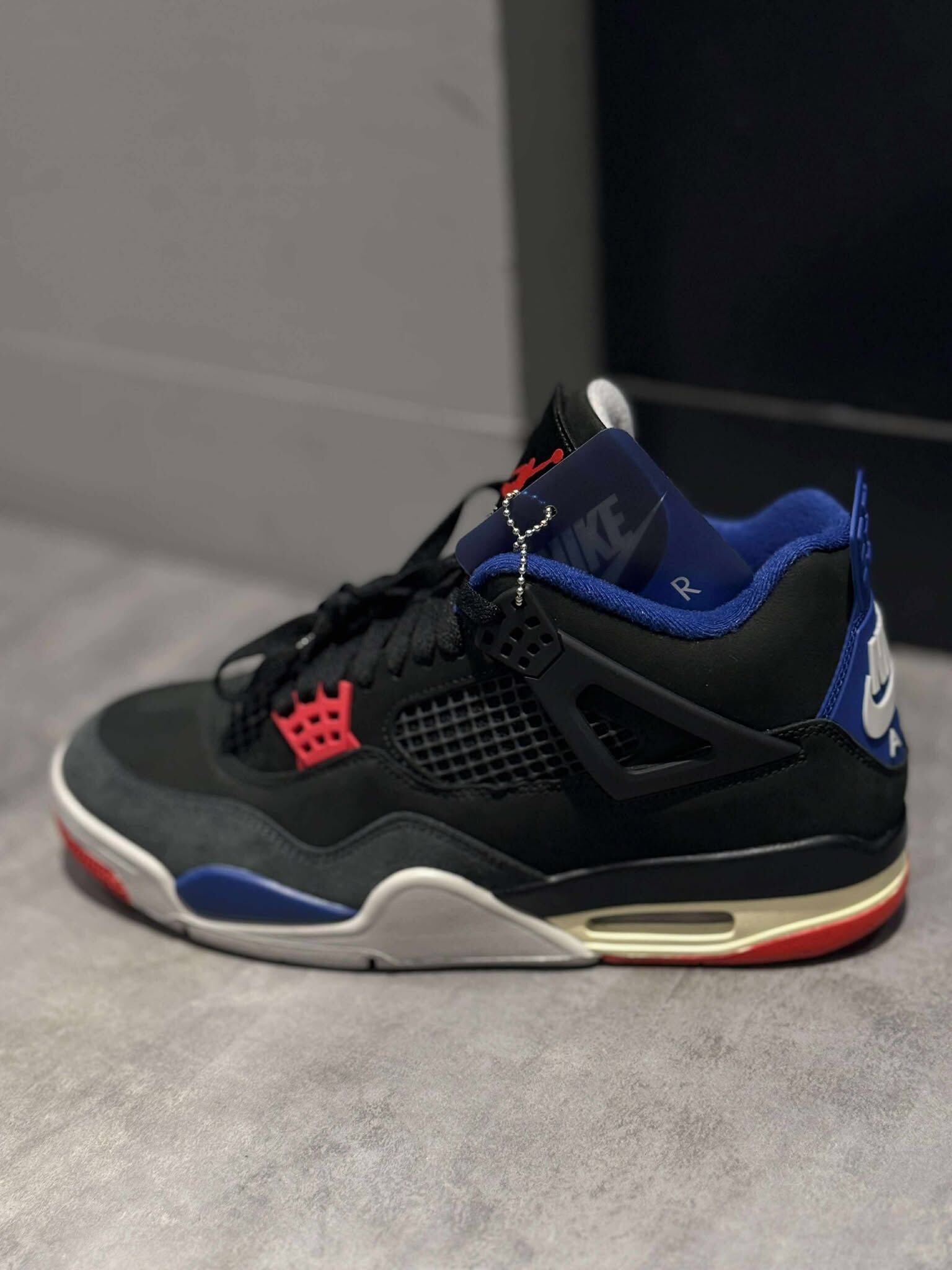 Nike AIR Jordan 4 Retro OG 男鞋 黑紅藍 fv5029-003 魔鬼氈