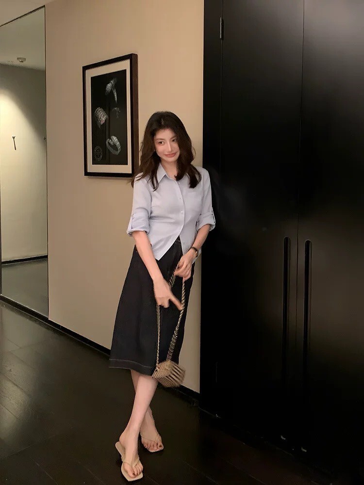 質感深藍色系一字口袋牛仔鉛筆裙S-XL (Elegant & Love)