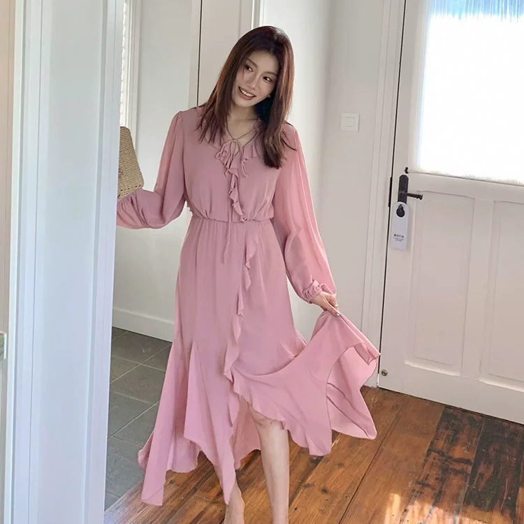 草莓粉浪漫荷葉滾邊V領收腰長洋裝-S-L (Elegant & Love)