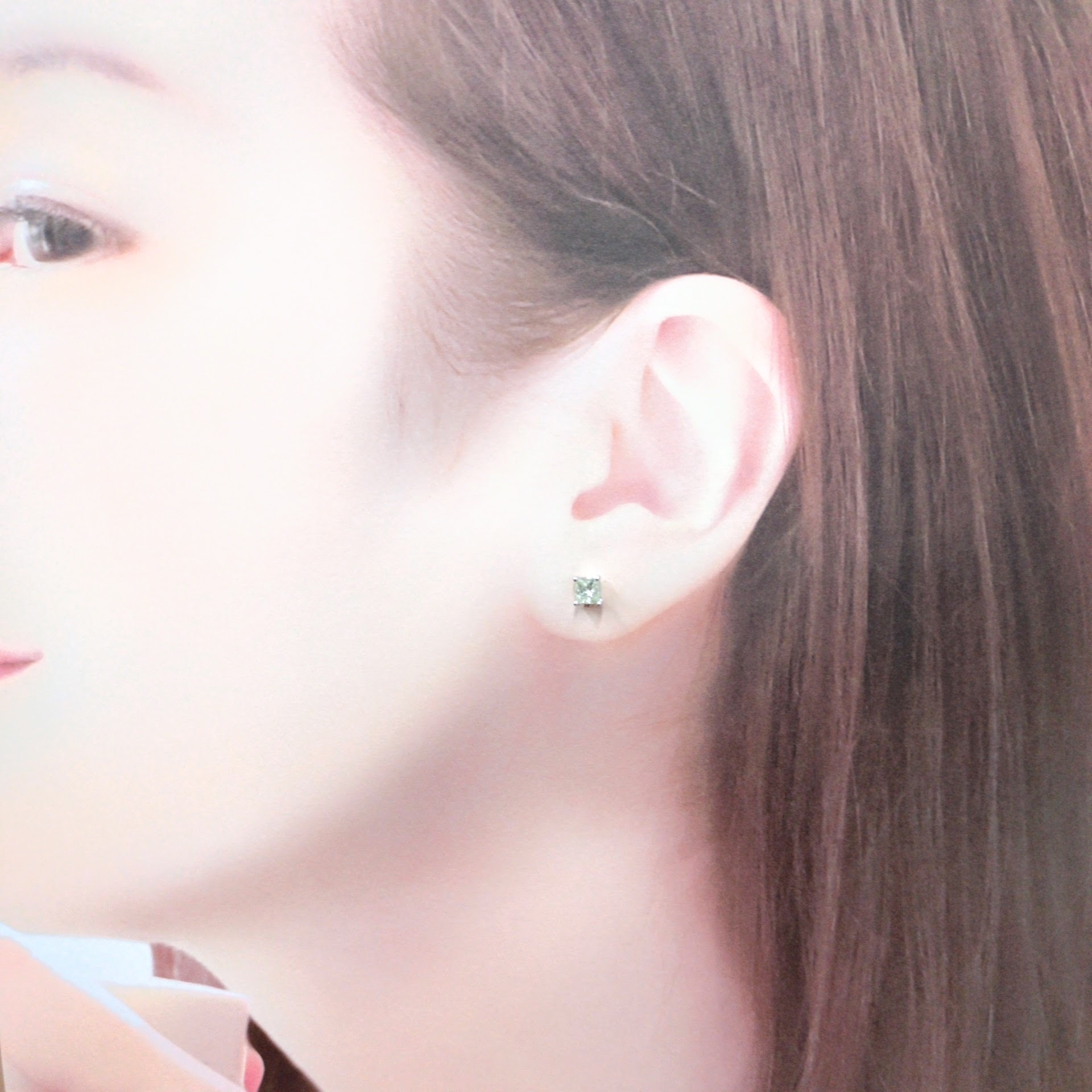 18K White Gold 0.73ct Princess Cut Diamond Earrings