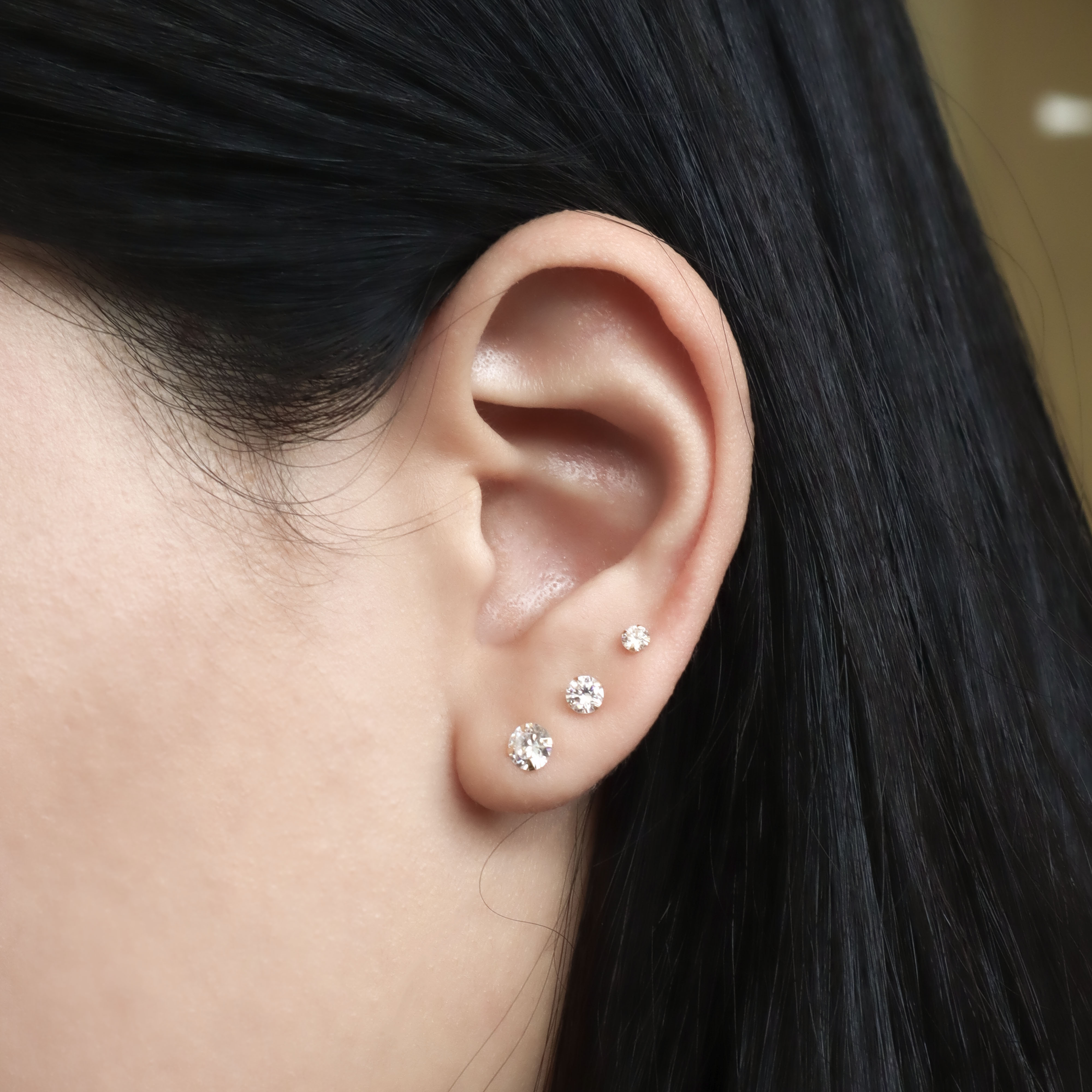 10K/經典單顆鋯鑽耳飾