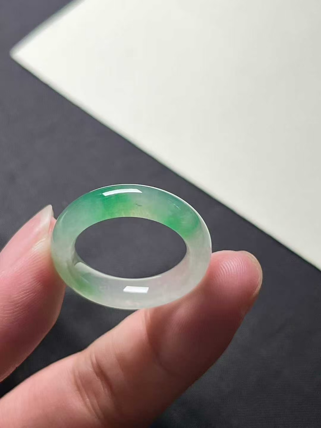 724313 翡翠指環 (港圈 15號)