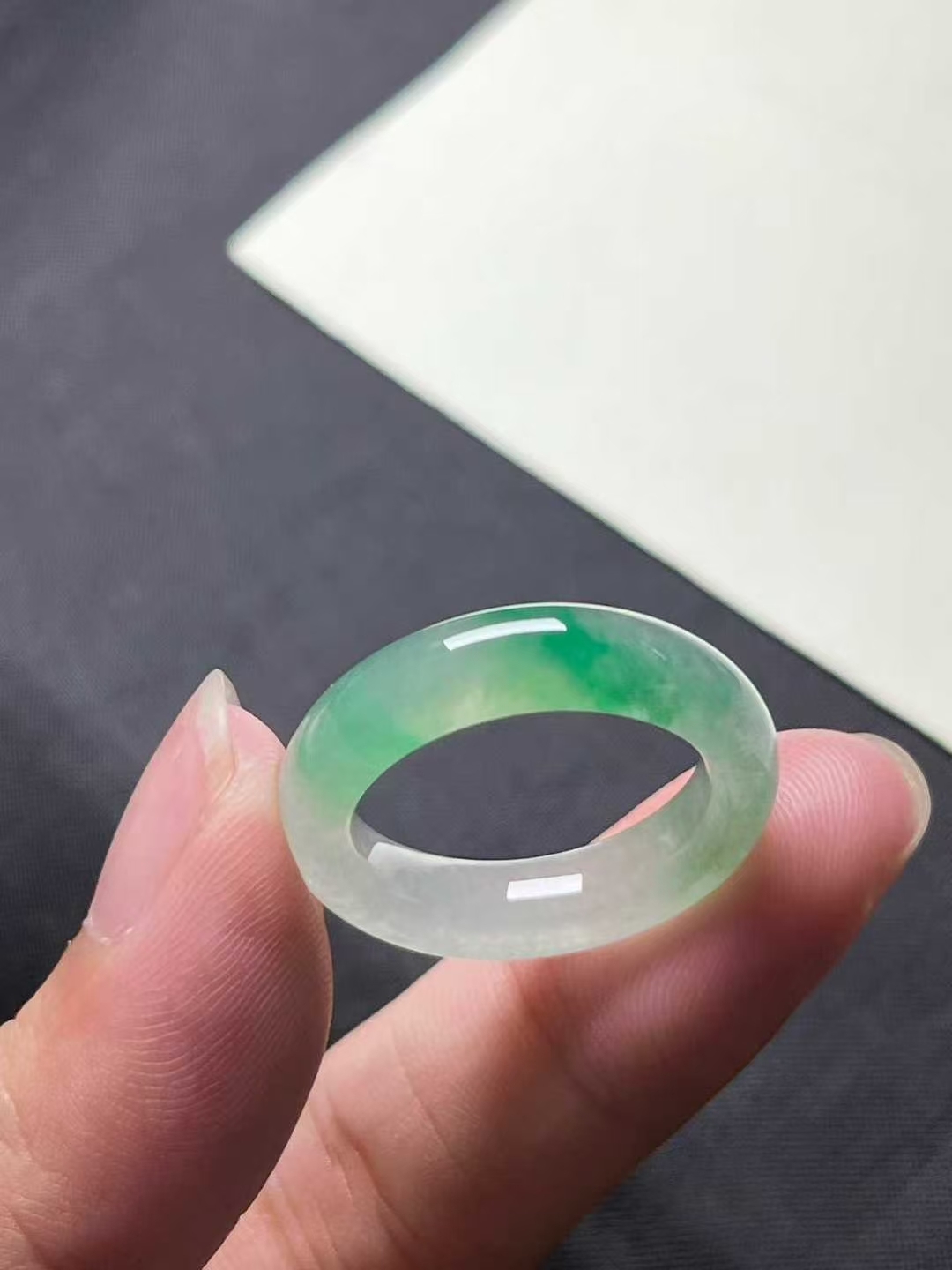 724313 翡翠指環 (港圈 15號)