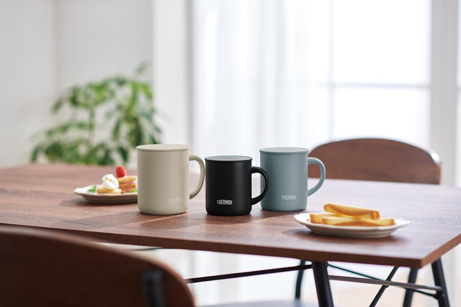 【預購】J0902902 Thermos 真空斷熱保溫杯 (雙蓋) JDG-352C