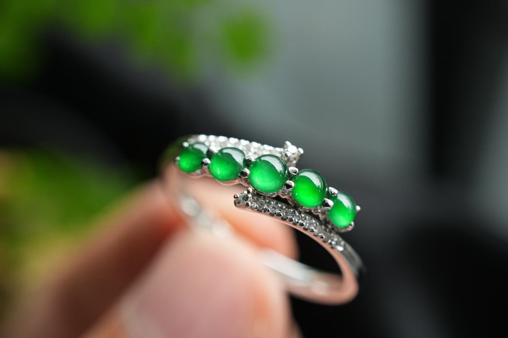 724816 翡翠冰陽綠蛋面排戒