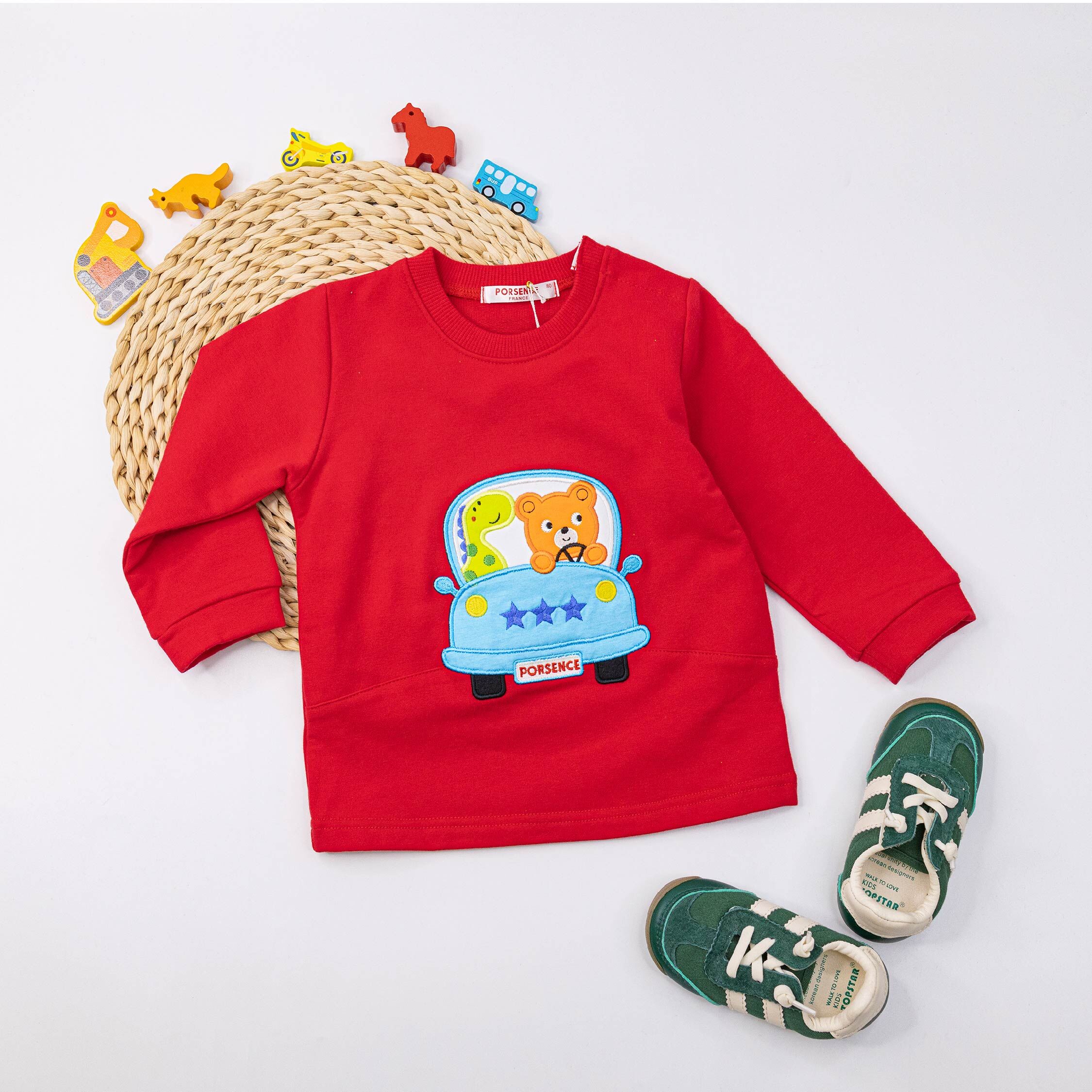 波紳士【12540】熊熊司機刺繡布貼圓領上衣＊二色