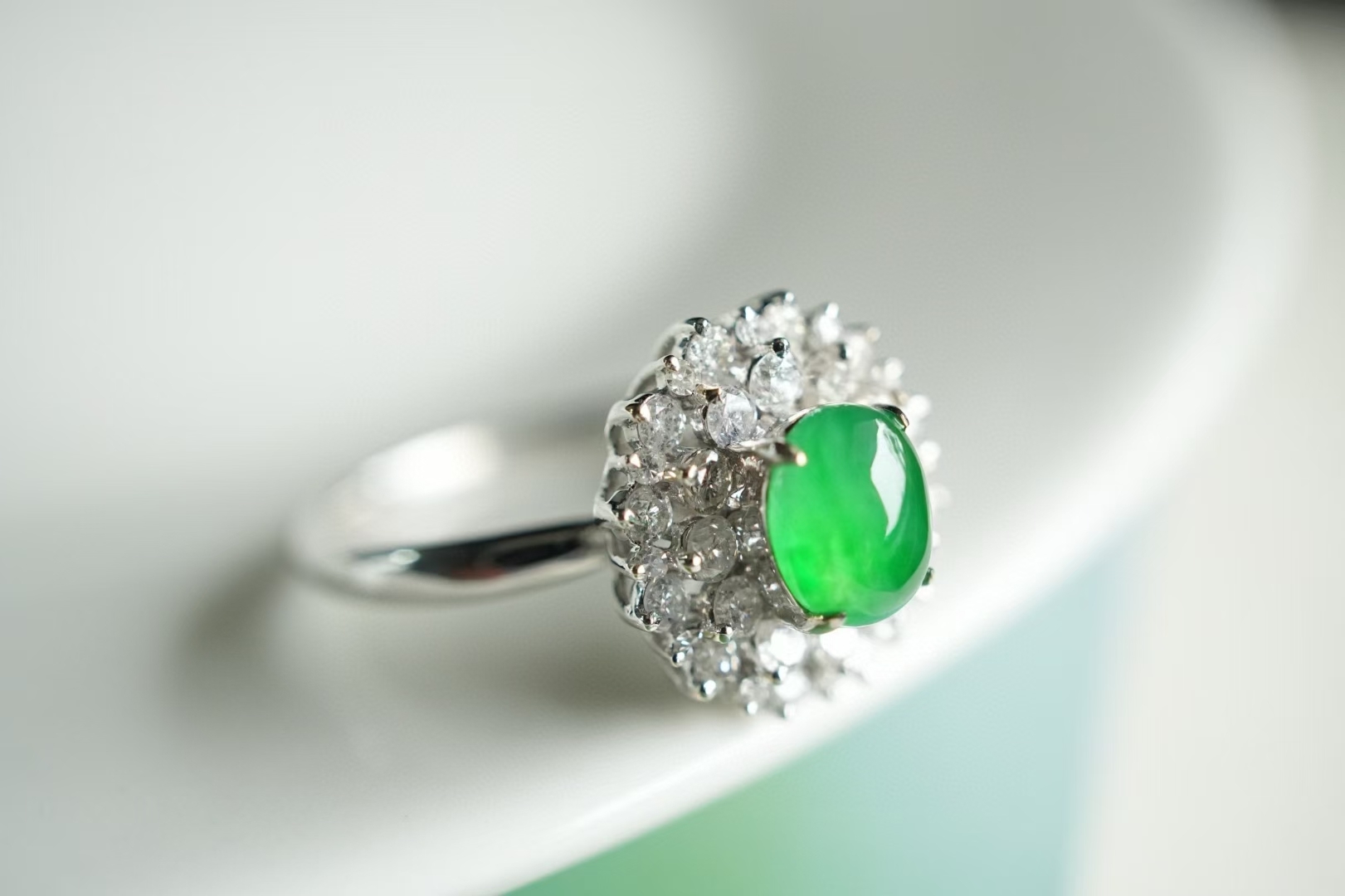 724820 翡翠正陽綠蛋面戒指