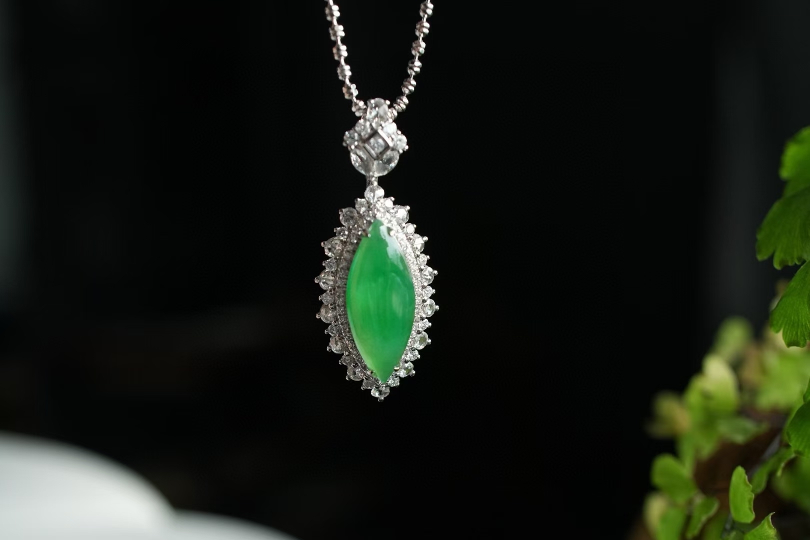 724823 翡翠冰陽綠吊墜