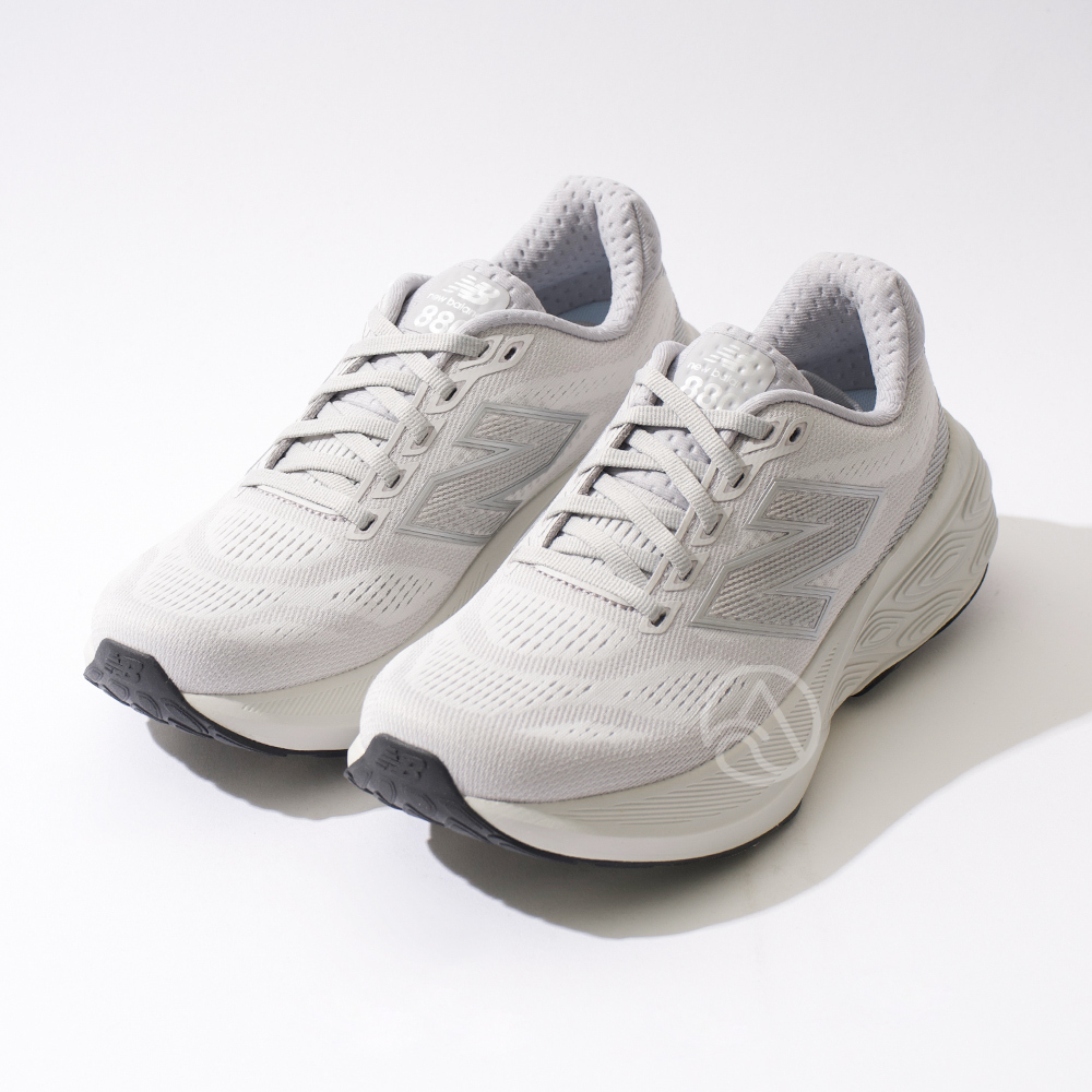 New Balance Fresh Foam 880 女鞋 灰色 網眼 透氣 緩震 運動鞋 慢跑鞋 W880Y15