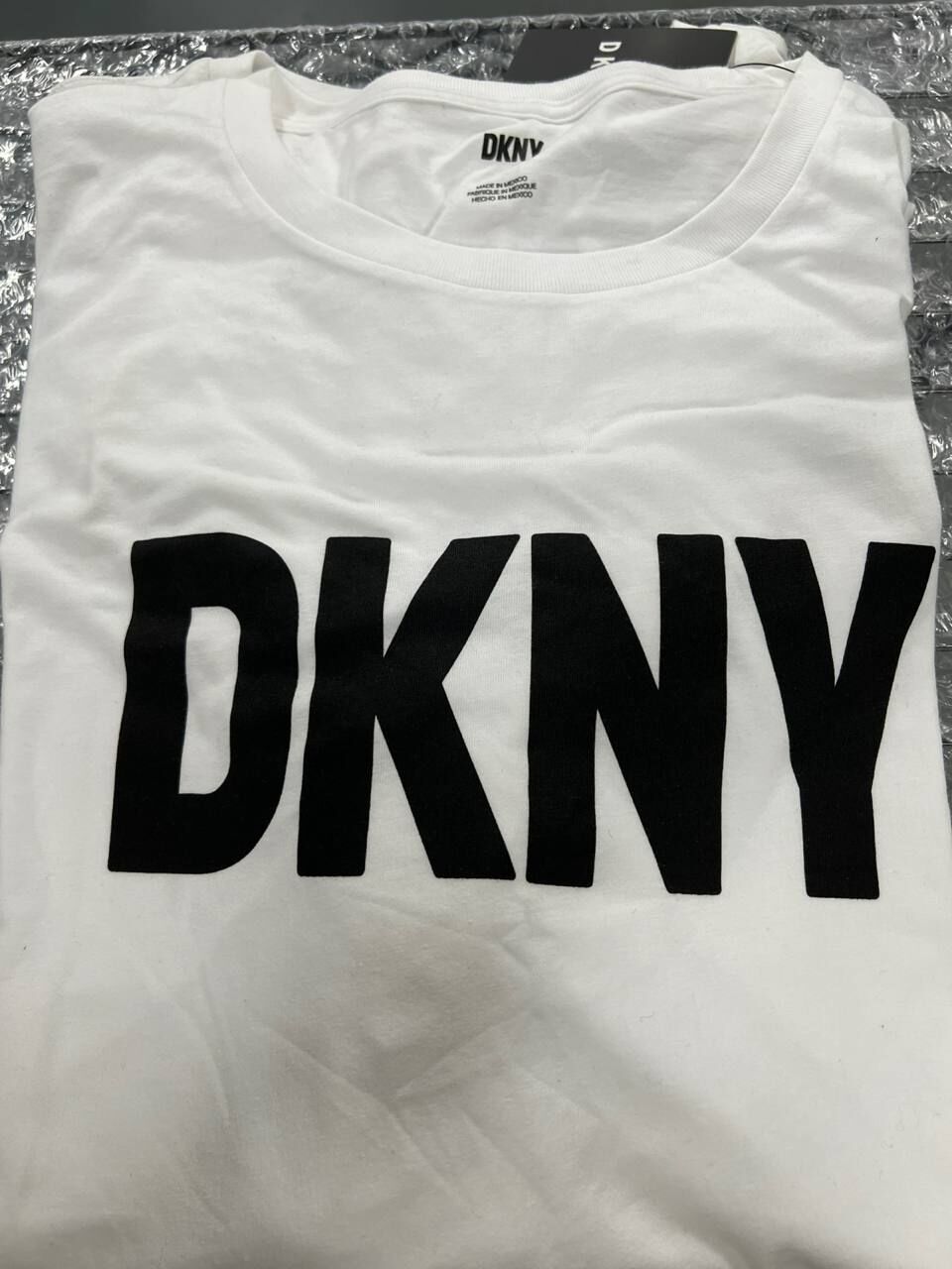 [S] DKNY WHITE LOGO FRONT PRINT T-SHIRT, M9910202-WHT (SD1556)