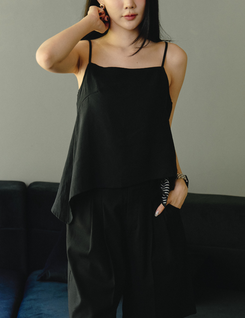 不對稱下斜設計背心（黑色/3尺寸）