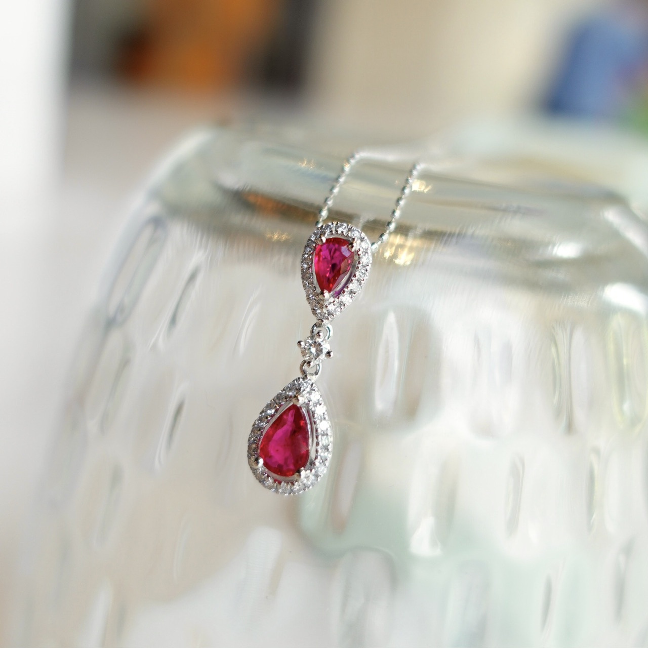 0.55ct天然紅寶石鑽石18K金吊墜-水滴形