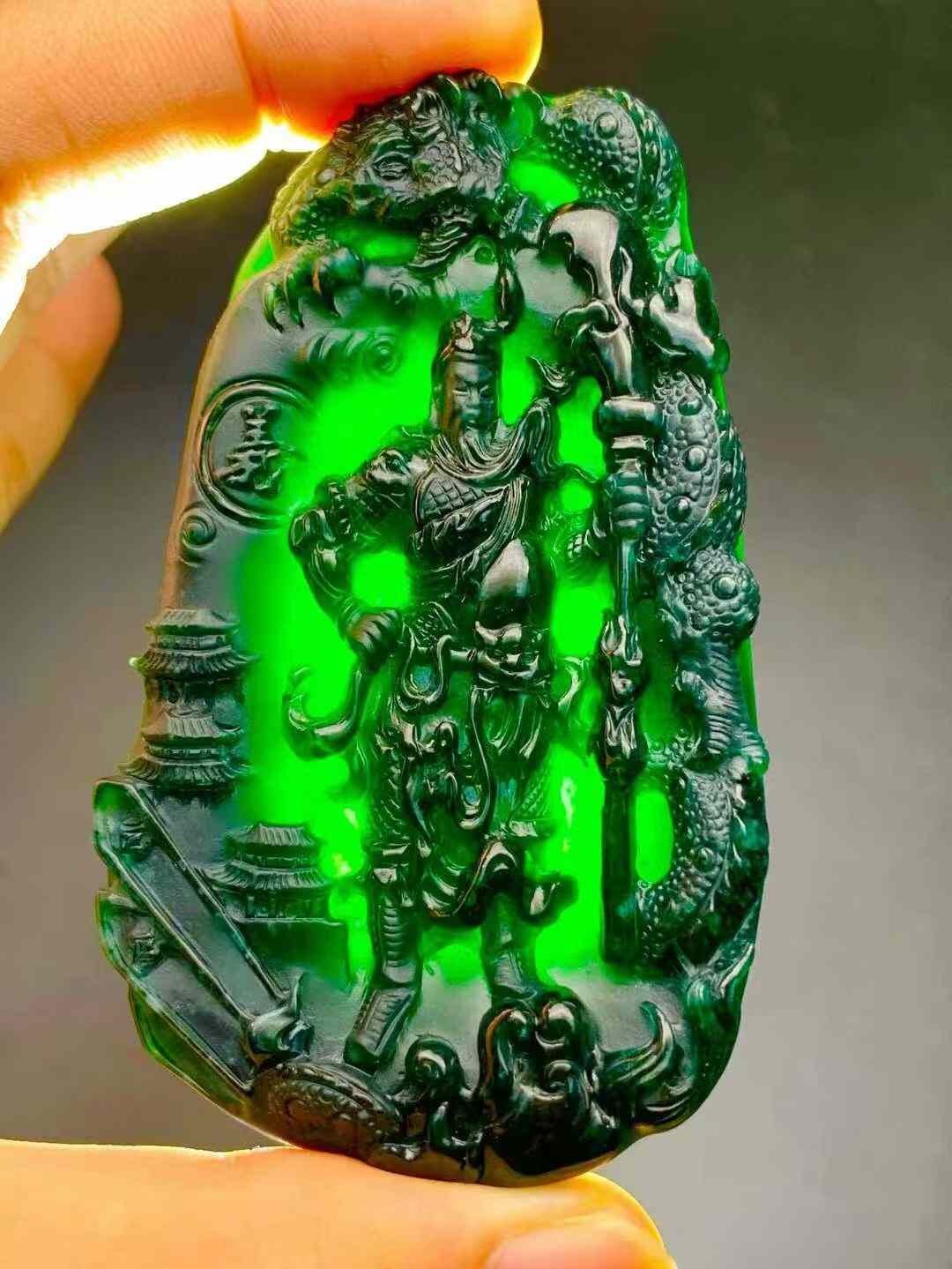 7245951 翡翠墨翠霸氣關公