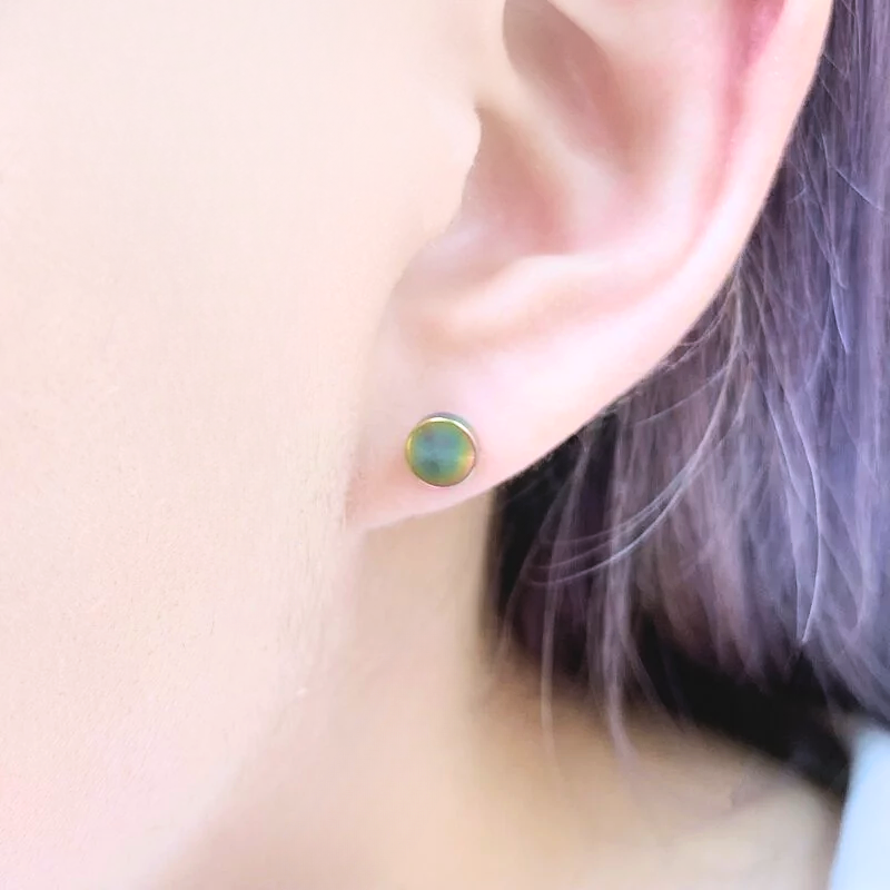 抗敏鋼 平面鈦色圓餅造型鎖珠式耳環(單支價)