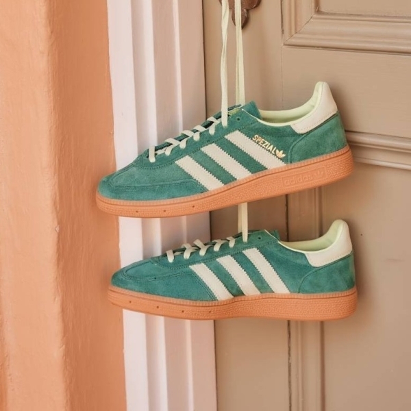 ADIDAS 休閒鞋 HANDBALL SPEZIAL W 綠色 麂皮 復古 德訓鞋 女 IE5896