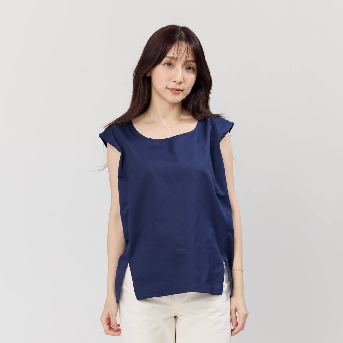Dolly無袖純色夏日上衣/ 丈青