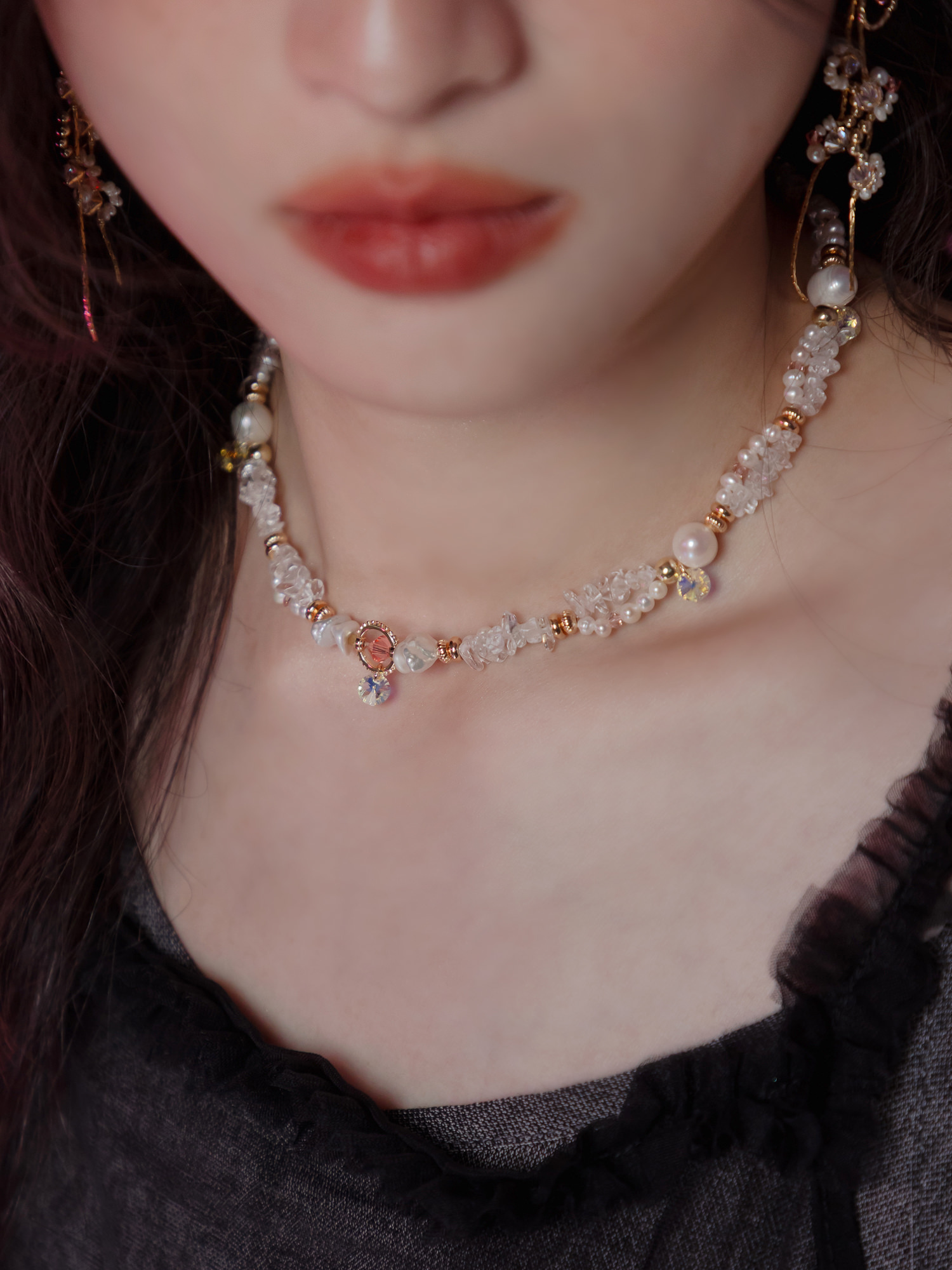 緋紅篇章。MUCHAT手作14KGP施華洛水晶珍珠項鍊