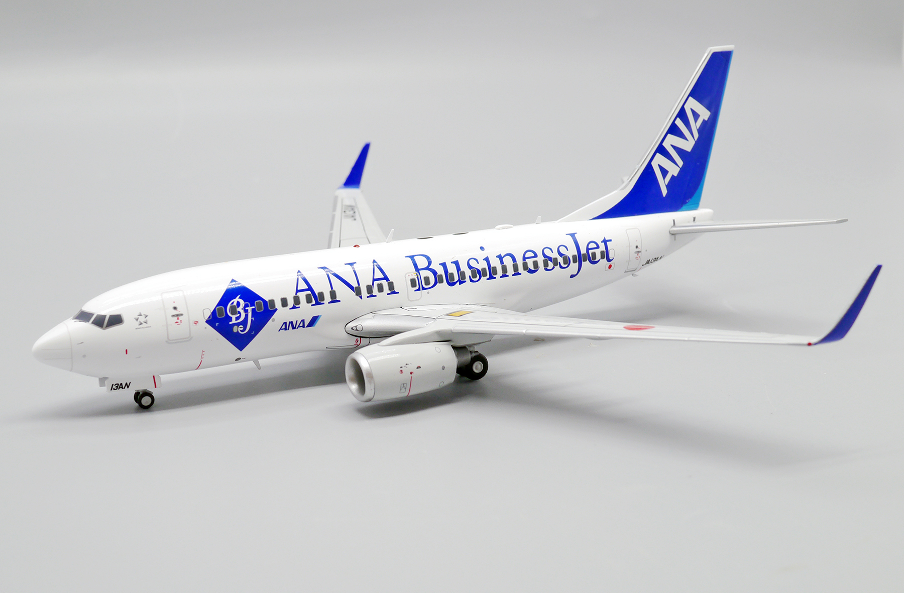 JC wings 1/200 全日空 波音737-700(ER)  JA13AN 公務機